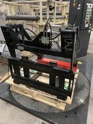 LONGREACH FORKLIFT ATTACHMENT CLASS II