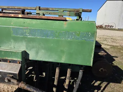 USED 1988 GREAT PLAINS 2SF30