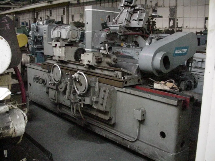 Used 1969 NORTON C5 10 x 48 Cylindrical Grinders Including Plain & Angle Head Michigan US | GCH Machinery #618203