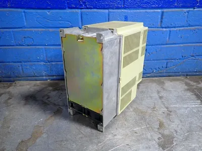 USED YASKAWA SGDB03VDY1