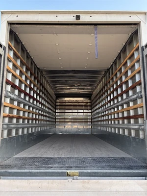 Used 2022 ISUZU "FTR" VAN BODY TRUCK - DIESEL (2022) Box trucks Texas US | MachineryMax #1488277