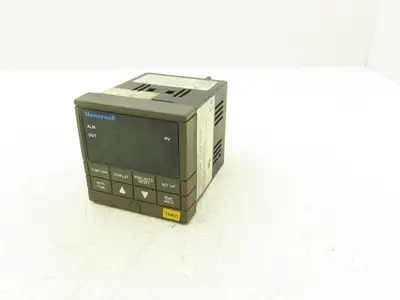 Honeywell UDC2300 Mini-Pro Temperature Controller DC230L-E0-00-10-0000000-00-0