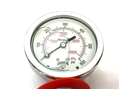 USED WINTERS STAIN. STEEL LIQUID FILLED GAUGE, D15992T FLUSH MOUNT DIA. SEAL