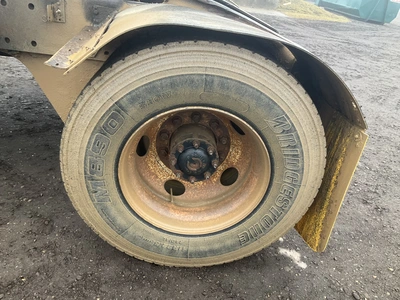 USED 2008 OTTAWA 4X2 YARD SPOTTER