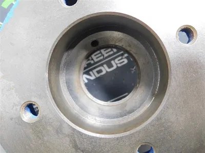 Gould 77-53 1001 Cast Iron Bearing Housing 52032 1.495 in Bore New
