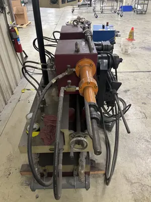 USED YLM CR-T38D