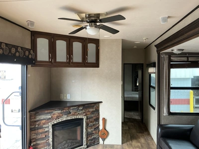 Used 2017 WILDWOOD LODGE 394FKDS Campers, Caravans, Motorhomes Michigan US | Miedema Asset Management Group #1402838