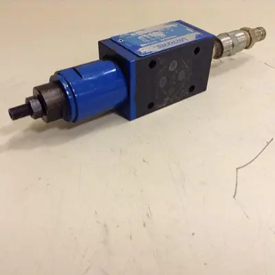 USED VICKERS DGMX23PPBWS40