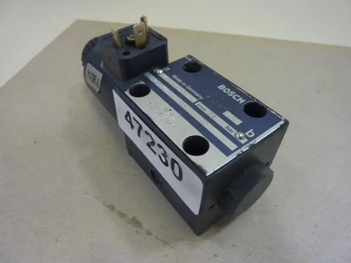 Used BOSCH 0 810 091 227 Valves/Fittings Michigan US | Ideal Machinery #597176