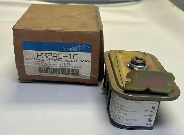 Used JOHNSON CONTROLS P32AC-1C HVAC Parts and Equipment | Surplus Asset Holdings #1203717