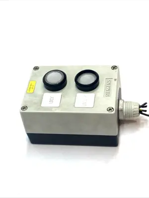 USED SIEMENS PUSHBUTTON ENCLOSURE ASSEMBLY