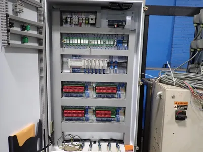 USED YASKAWA / MOTOMAN UP20 / DX200