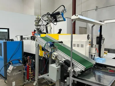 2022 MILACRON FANUC ROBOSHOT S-110iA Injection Molding Horizontal/Vertical | Machinery Network (4)