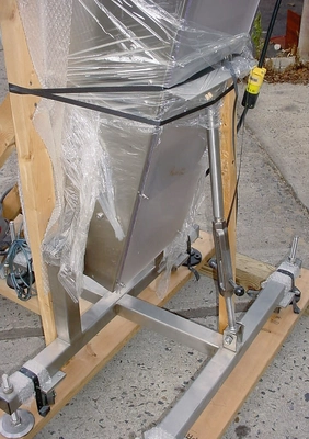 USED INLINE FILLING SYSTEMS SS CAPPER