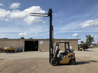 Used CATERPILLAR 2P5000 Liquid Propane Forklifts Michigan US | Miedema Asset Management Group #1301651