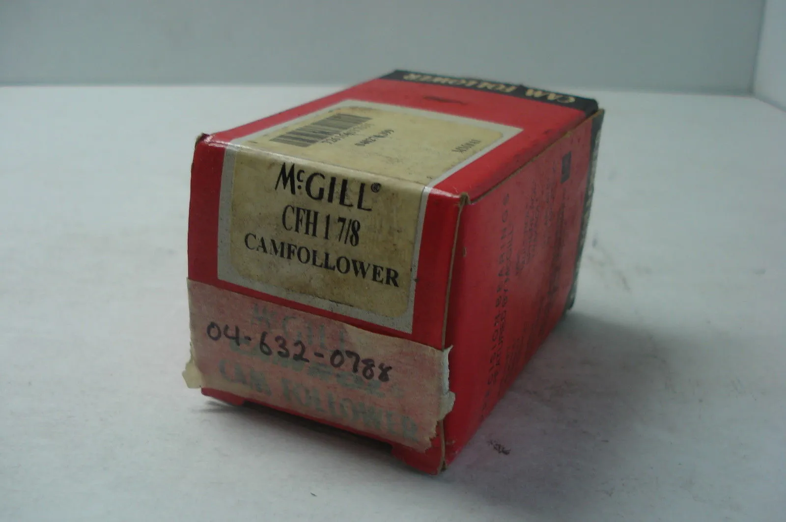 NEW McGILL CFH 1 7/8 CAMFOLLOWER BEARING CFH17/8