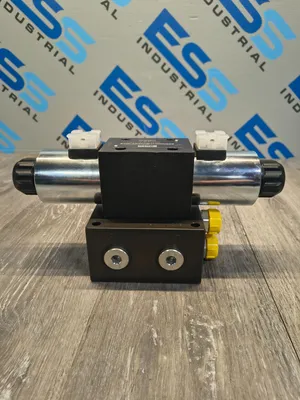 Used PARKER D3FBA32MC0NKW018 Solenoid Valves South Carolina US | ESS Industrial Equipment Sales #1267177