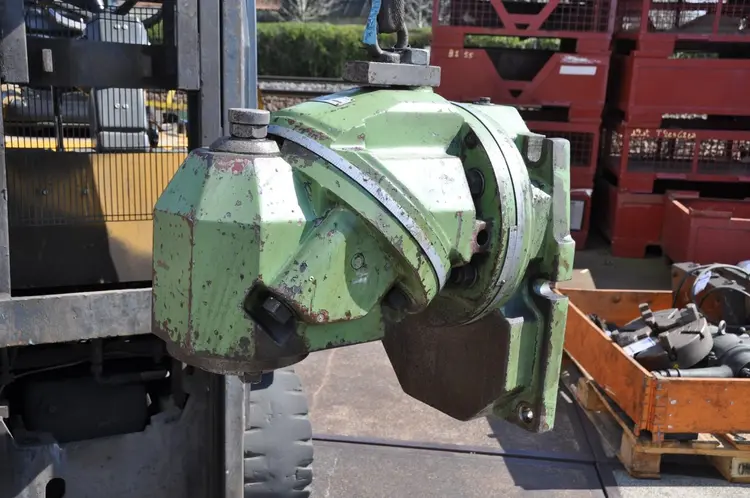 Used MILLING HEAD CORREA Parts | Apt International N.V #364711