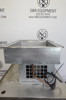 ATLAS METAL DROP IN REFRIGETATED SELF-CONTAINED COLD PAN MODEL WCM-2 (MINOR DENTS ON THE LIP)