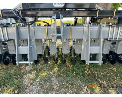 Used HINIKER _UNKNOWN_ Seeders Iowa US | Keast Enterprises #1360324