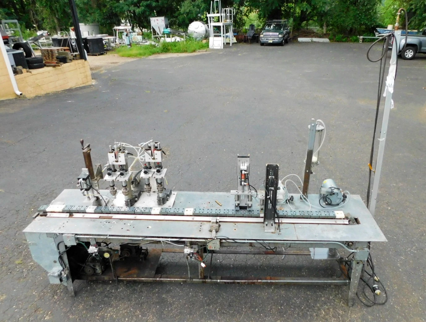 USED PERFUME FILLER INTERMITTEN MOTION