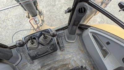 USED 2014 CATERPILLAR 416F