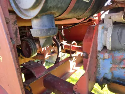 USED 1990 NEW HOLLAND 1118