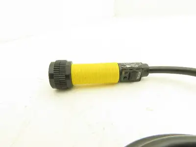 Banner S18UBA Ultrasonic Proximity Sensor 30-300mm Sensing Distance 10-30VDC