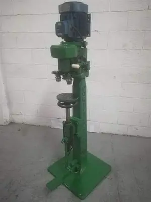 Poliingenieros semiautomatic can seamers