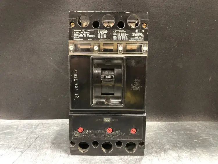 Used WESTINGHOUSE LB3400FS Switchgears British Columbia CA | Lenmark #244035