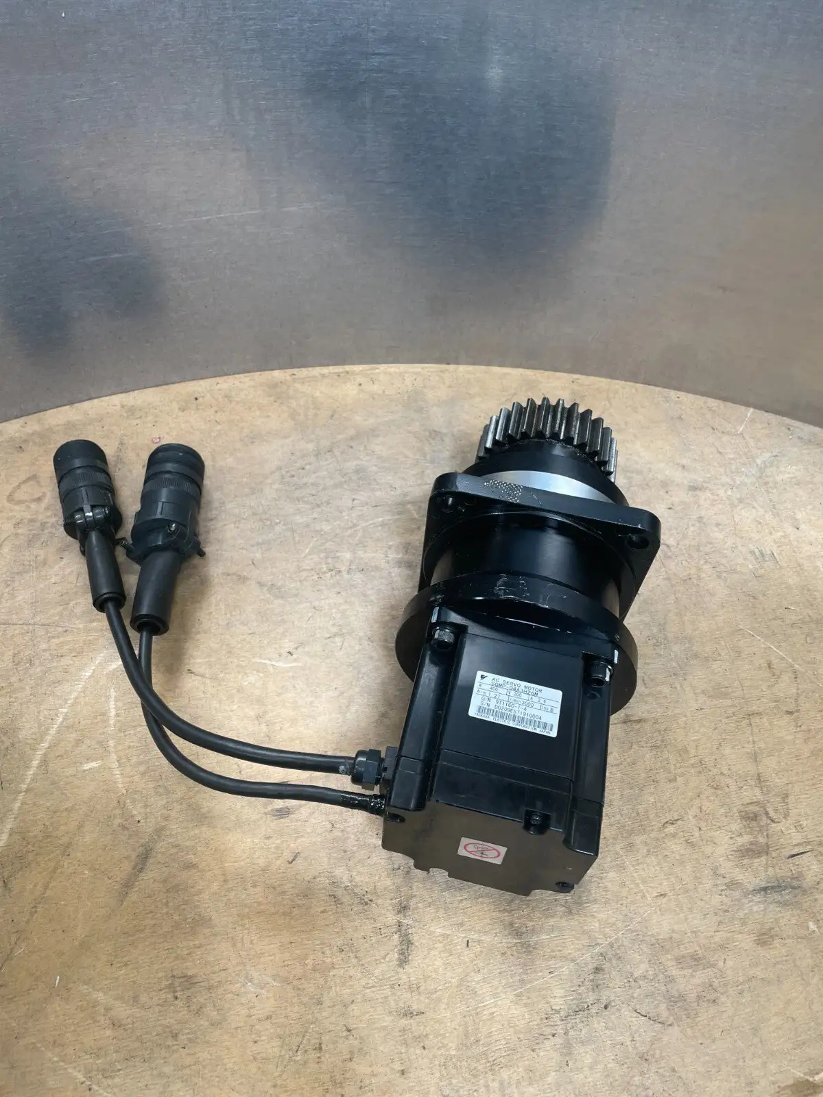 USED Yaskawa SGMG-13A2AB