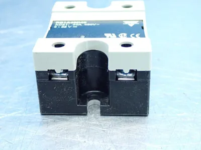 NEW CARLO GAVAZZI RS1A48D40