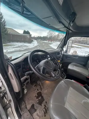 2018 PETERBILT 567 Commercial trucks | Iron Listing (18)