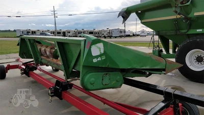 USED JOHN DEERE 643