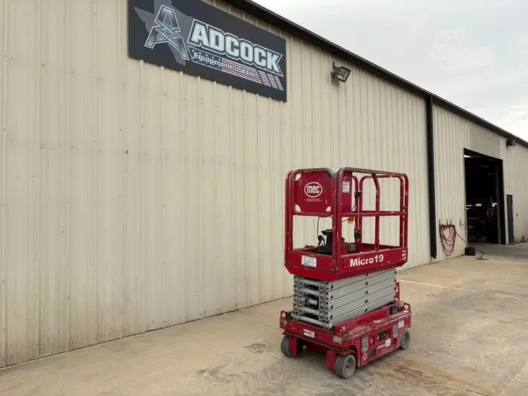 Used 2018 MEC MICRO 19 Scissor Lifters Texas US | Adcock Equipment USA #1519583