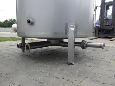 700 l vertical stainless steel storage tank