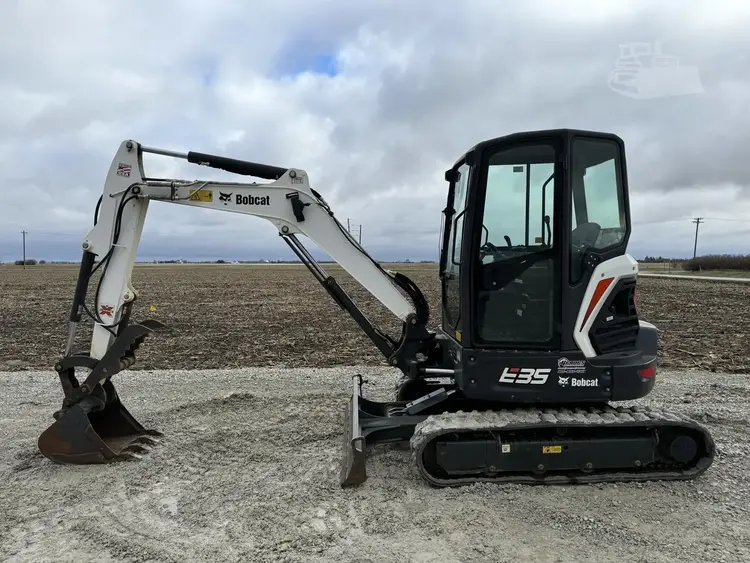 Used 2021 BOBCAT E35 Excavators California US | Elbow Road Farm #1561439