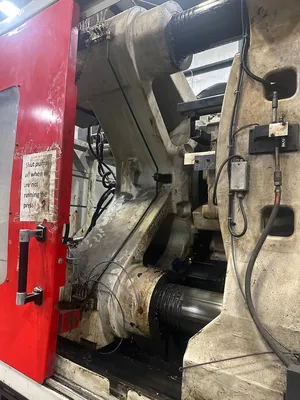 2002 MILACRON MM-880-116 Horizontal Plastic Injection Molding Machines | JYC MACHINERY (6)