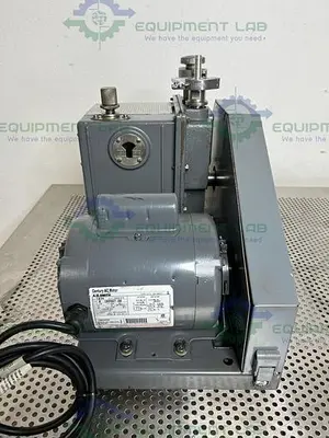 USED WELCH 1402 DUOSEAL BELT-DRIVEN ROTARY VANE VACUUM PUMP 115/230V