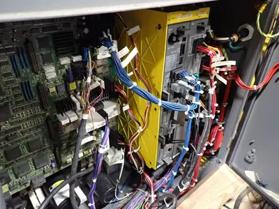 USED 2001 FANUC M6I