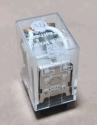 NEW Allen-Bradley 700-HF32A1