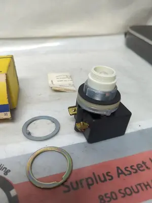 New | in-Stock SQUARE D K2L-1G Miscellaneous Equipment (Electrical & Power) | Surplus Asset Holdings #1201849
