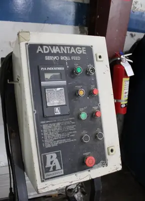 PA ADVANTAGE SERVO ROLL FEED CONTROL AND CABINET