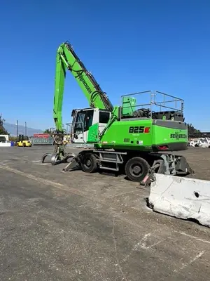 USED 2017 SENNEBOGEN 825E