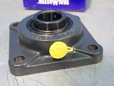 NEW SEALMASTER BEARINGS SF19C