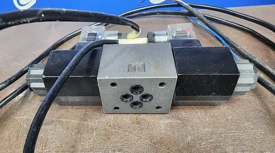 USED YUKEN DSG-01-3C2-D24-N1-50