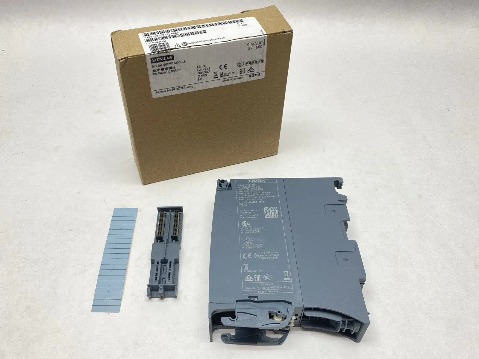 USED SIEMENS SIMATIC S7-1500 DIGITAL OUTPUT MODULE 24VDC