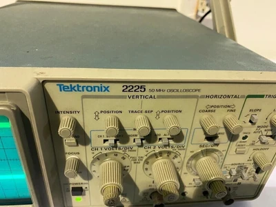 Tektronix Oscilloscope Oscilloscopes & Vectorscopes | Amiron Machinery (4)