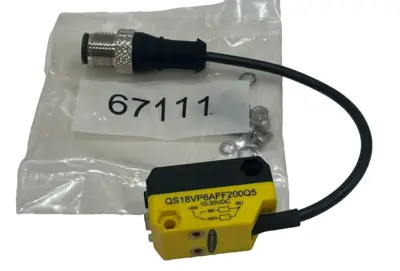 NEW BANNER ENGINEERING QS18VP6AFF200Q5 PHOTOELECTRIC SENSOR