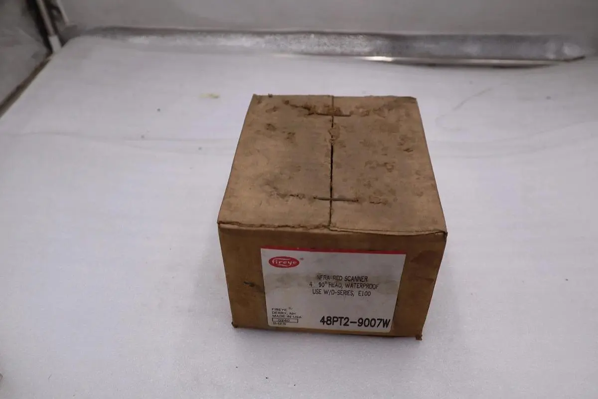 NEW WITH BOX FIREYE 48PT2-9007W INFRA-RED SCANNER STOCK GF-106